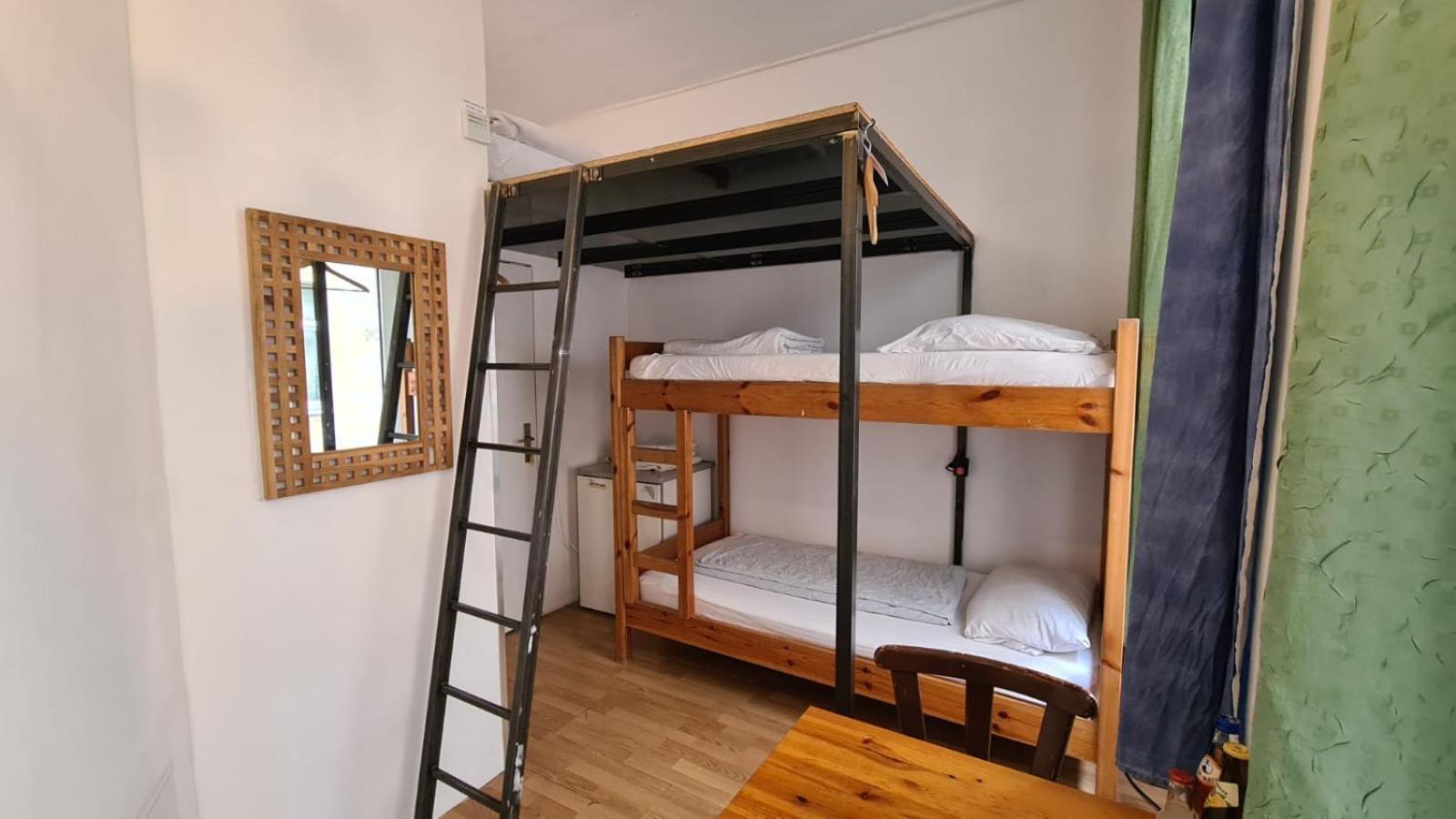 Freiraum Kreuzberg Albergue